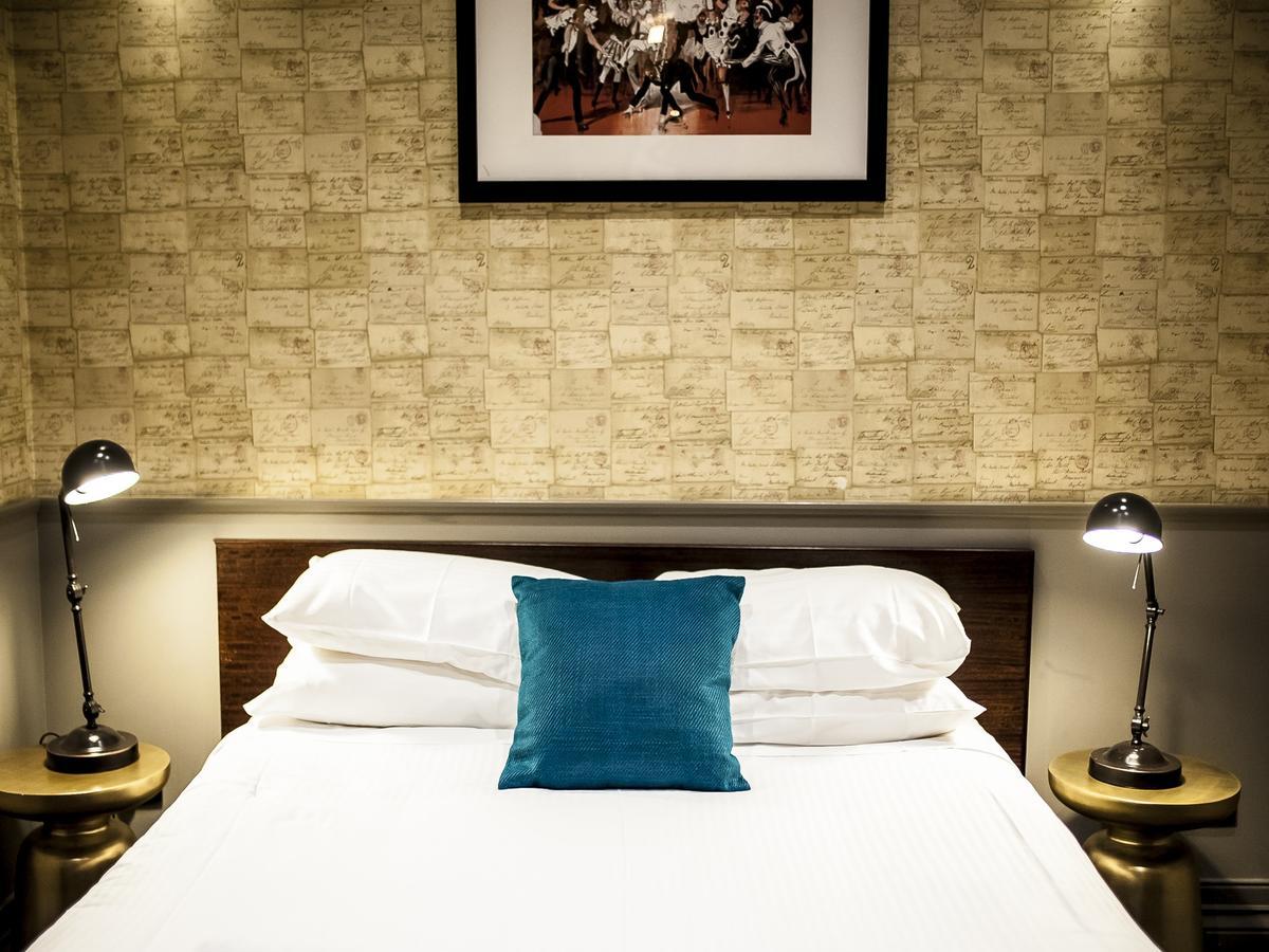 Criterion Hotel Sale Luaran gambar