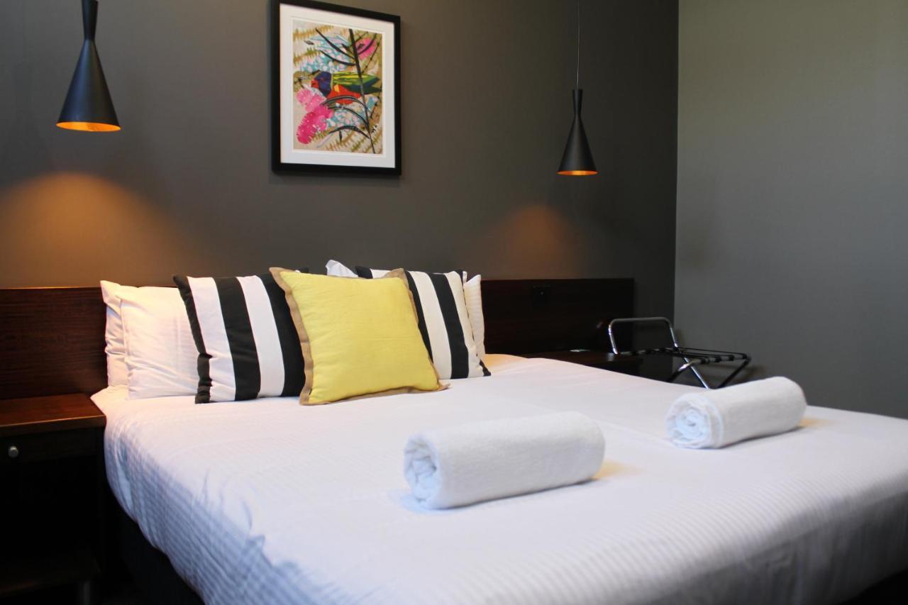 Criterion Hotel Sale Luaran gambar